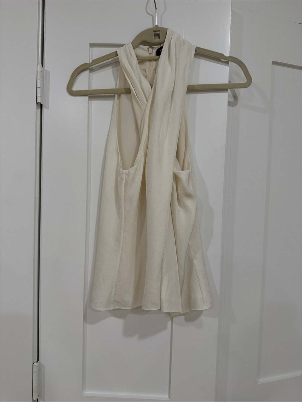 Theory Crossover Neck Sleeveless Top